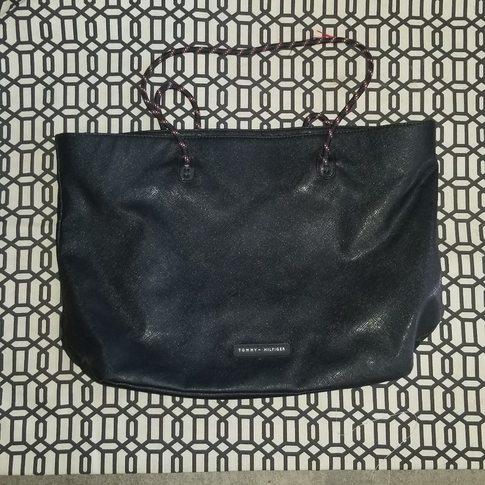 Tommy hilfiger purse